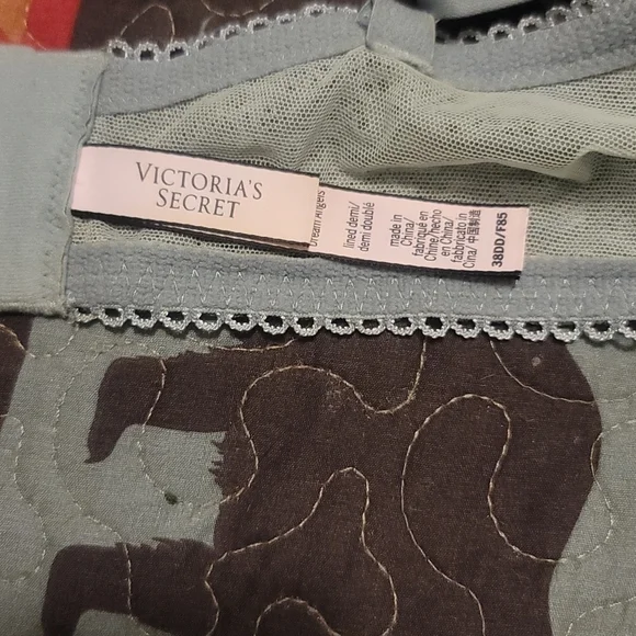 VICTORIA secret dream angels lined green bra. Size 38DD. - Picture 6 of 6